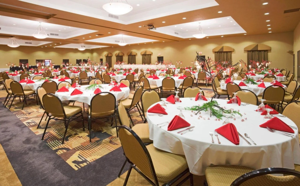 Holiday Inn Express Hotel & Suites Sioux Falls-Brandon by IHG