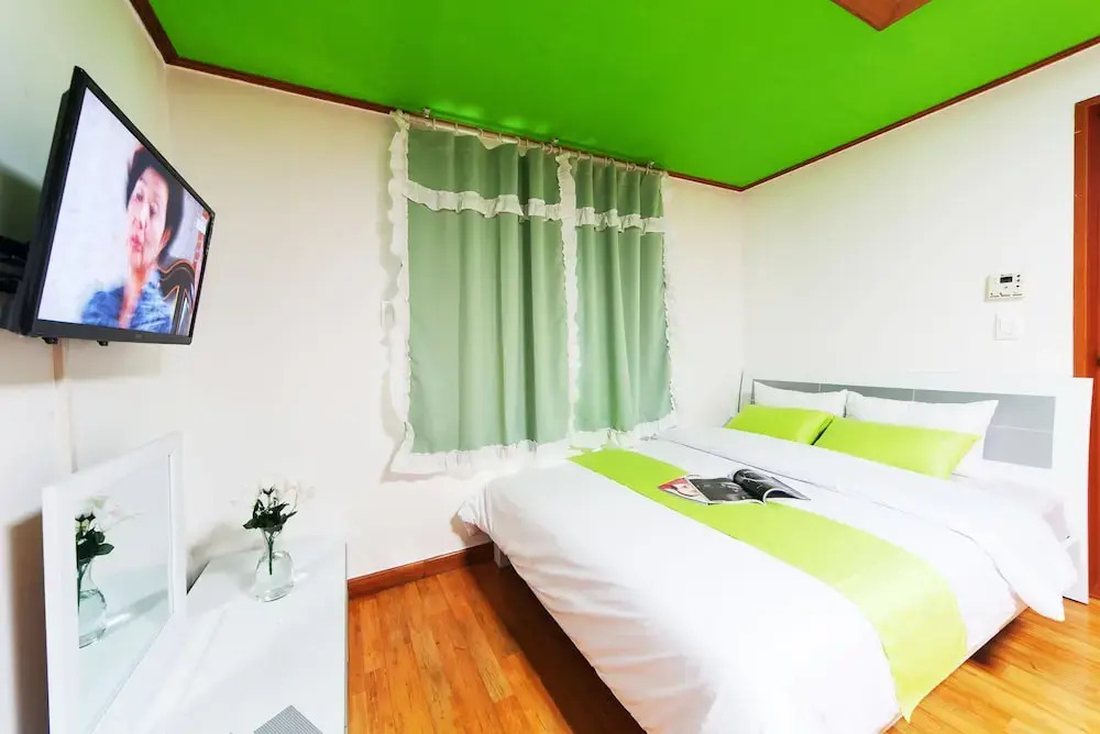 Nakwon Beach House