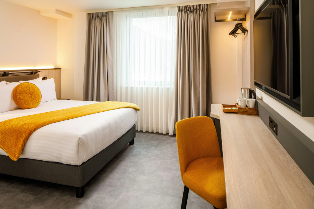 Southgate Hotel London