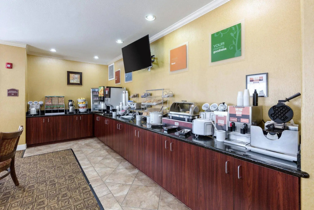 Comfort Suites Pearland