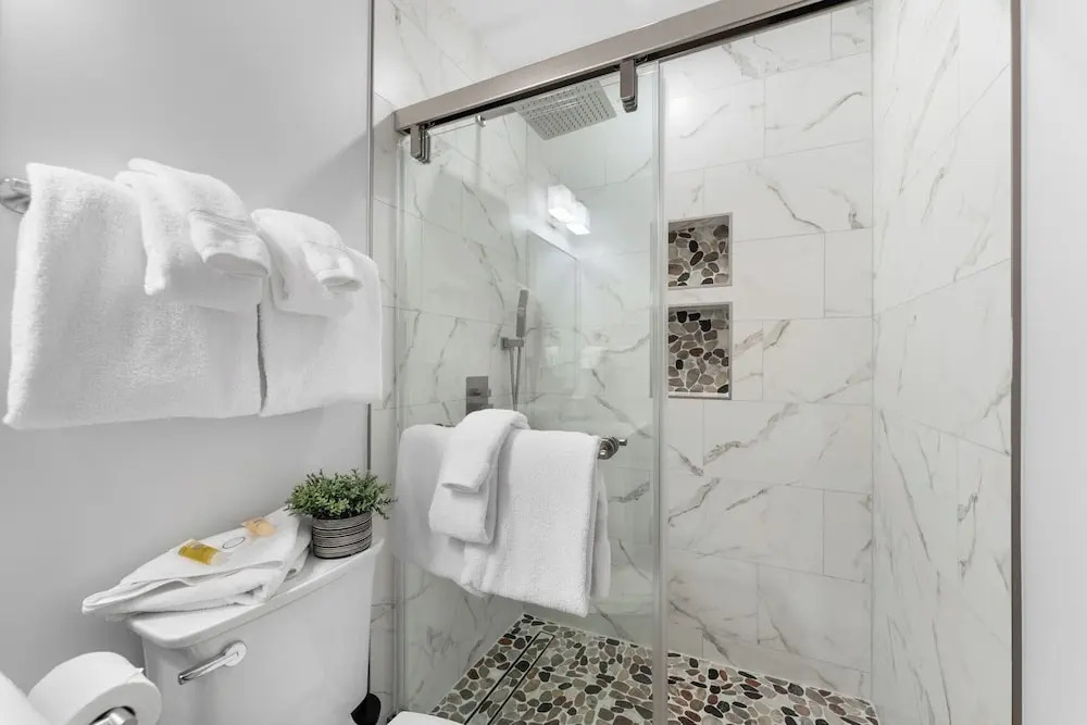 Tennis Townhome #1327 : 2, 225