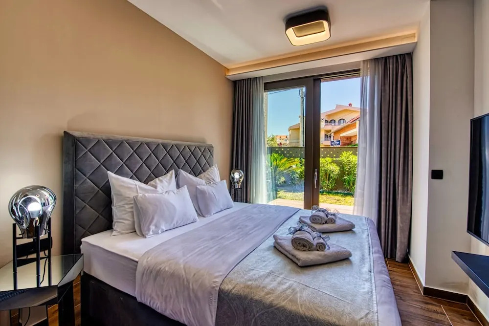 Dedaj Resort - Villa Almaro with Heated Pool