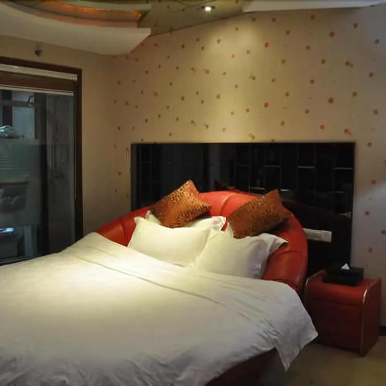 Junkai Hotel