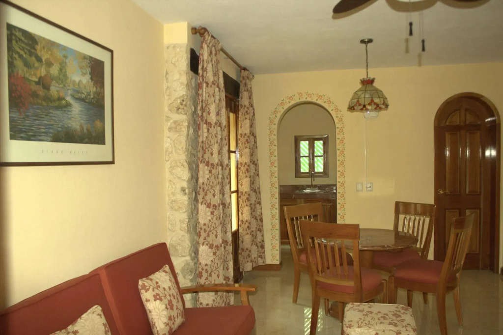 Cancun International Suites