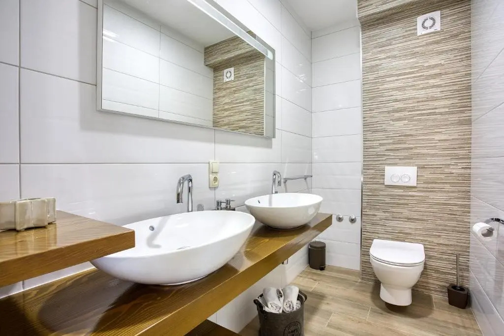 LUXURY VILLA PARADISE 120m from sandy beach, heated pool, billiard, max 12 pax