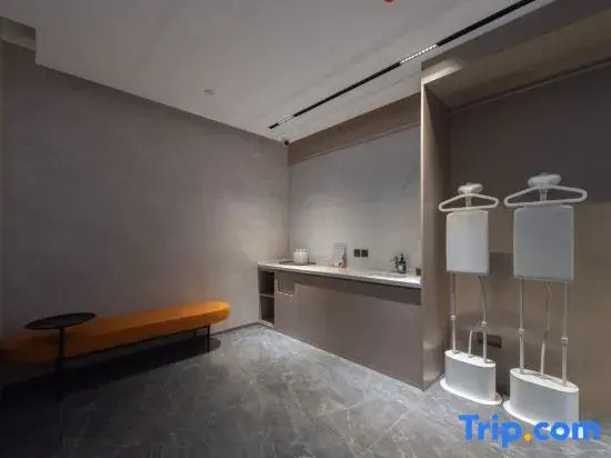 Starway Hotel (Datong Ancient City Qingyuan Gate Huayan Monastery)