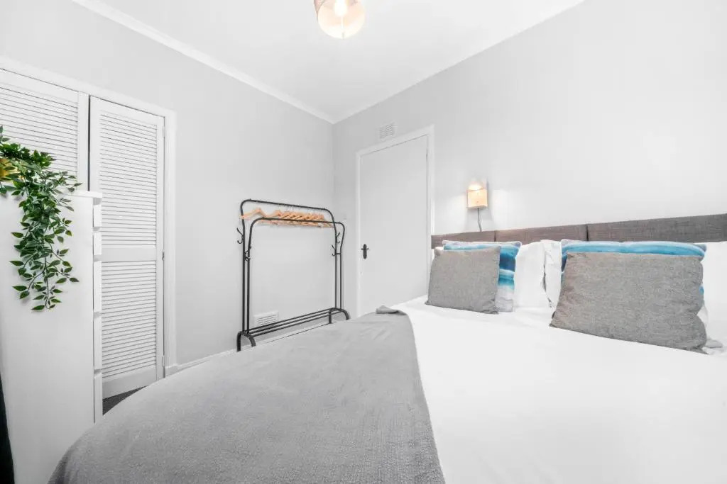 McCulloch Apartment