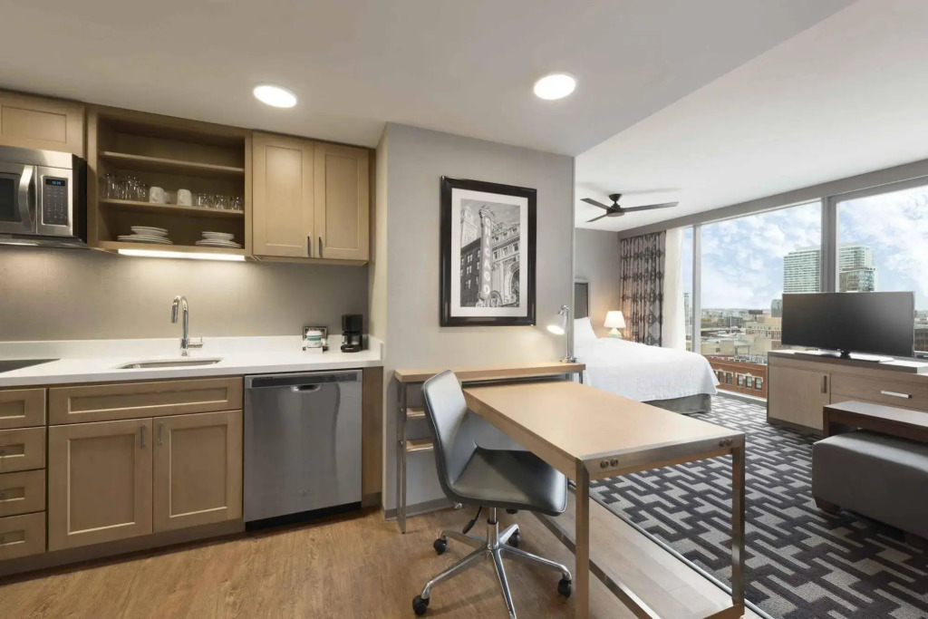 Homewood Suites by Hilton Chicago West Loop Fulton Mkt Area