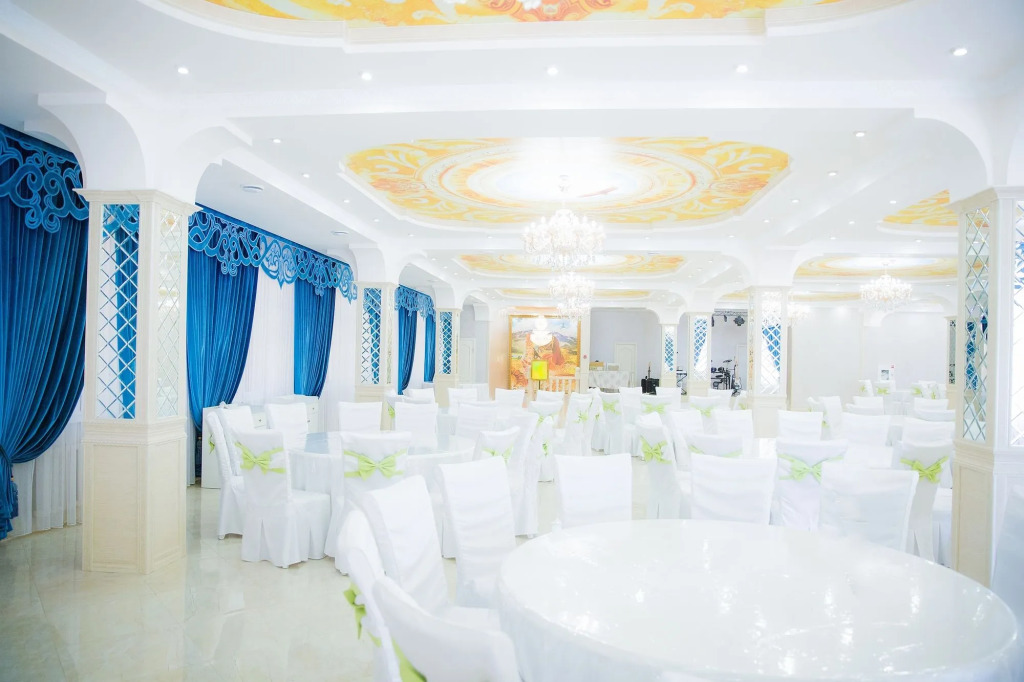 Boutique Hotel Tomiris