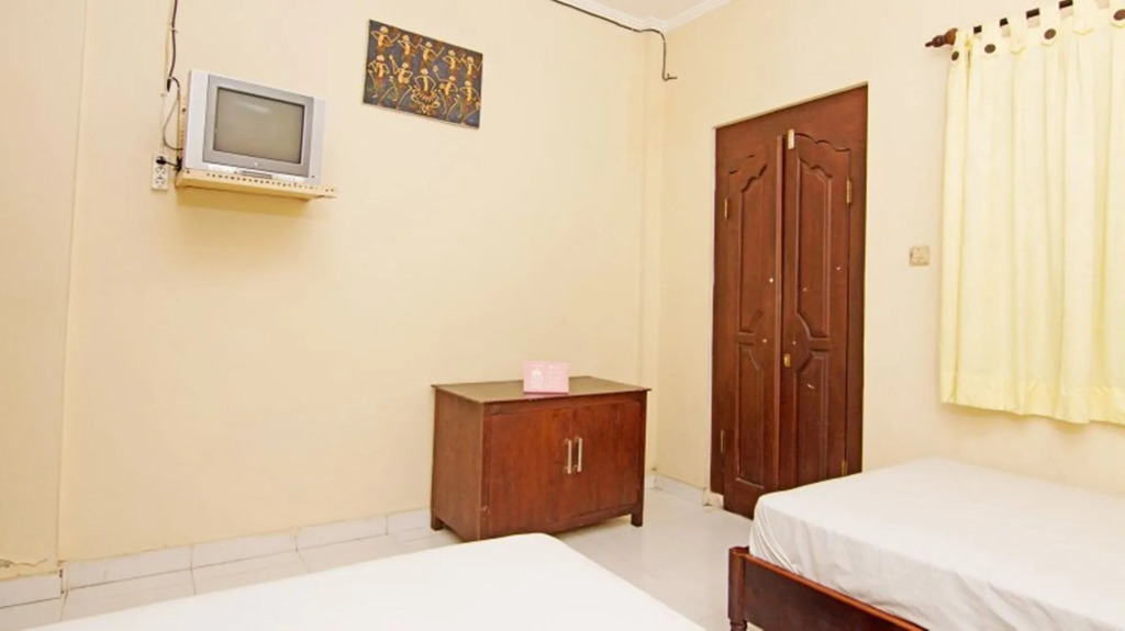 Segara Sadhu Inn Kuta by ecommerceloka
