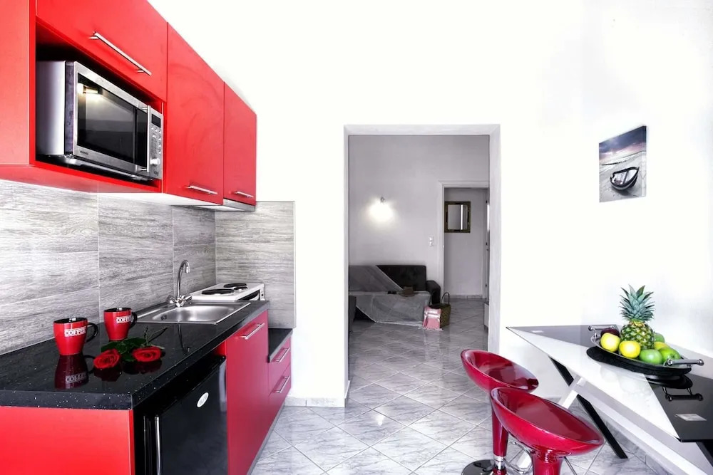 Del Sol Suites