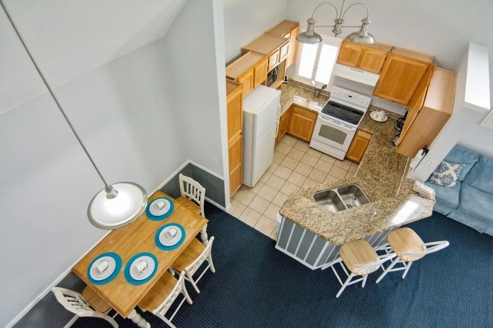 Runaway Beach Club 2202 - Three Bedroom Condo