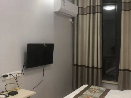 Anqing Hongzhi Hotel
