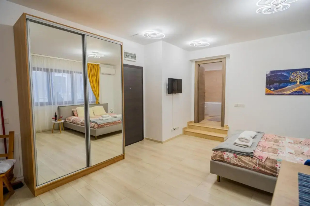 Queen Elizabeth, Ultracentral, Free Parking & AC