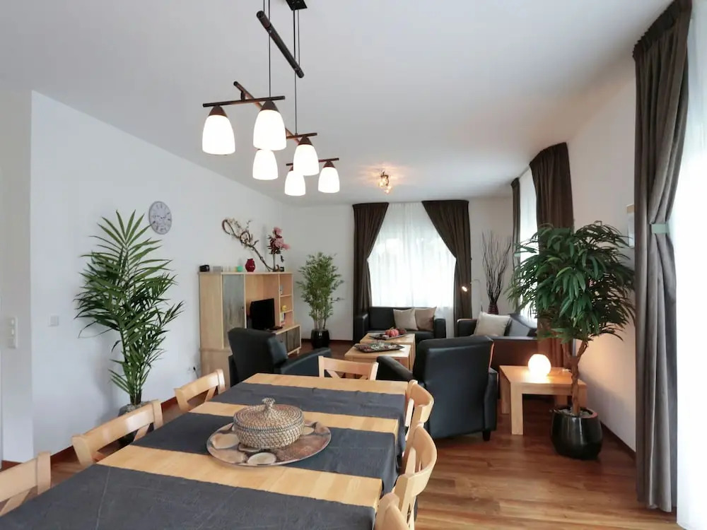 Beautiful Villa with Garden near Ski Area in Kustelberg