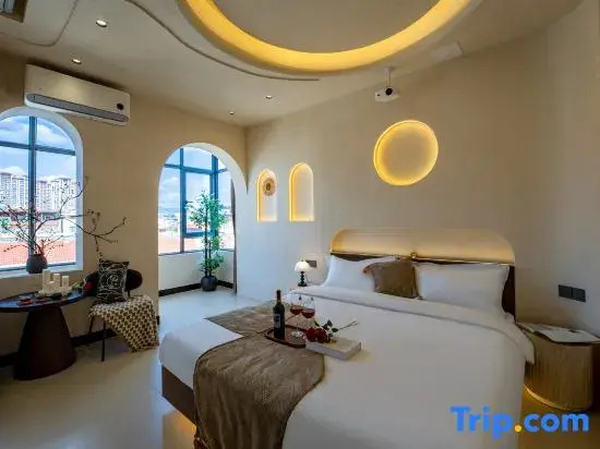 Floral Hotel·Zhifou · Roof Garden Terrace · Designer Villa (West Street)