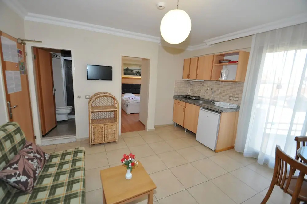 EcemHotel