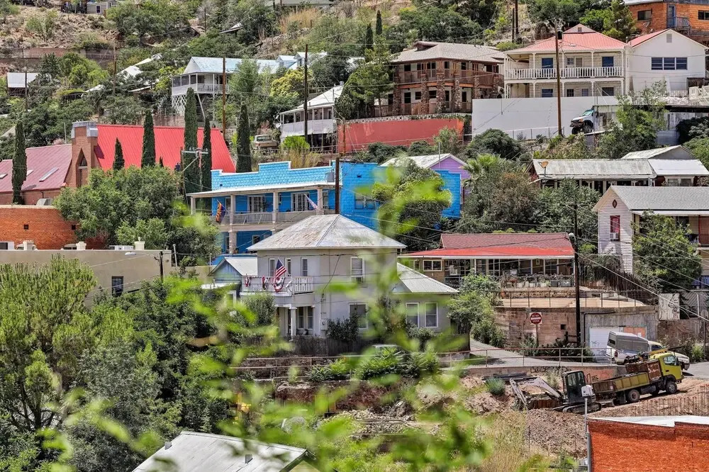 'St Patrick' Apartment in the Heart of Bisbee
