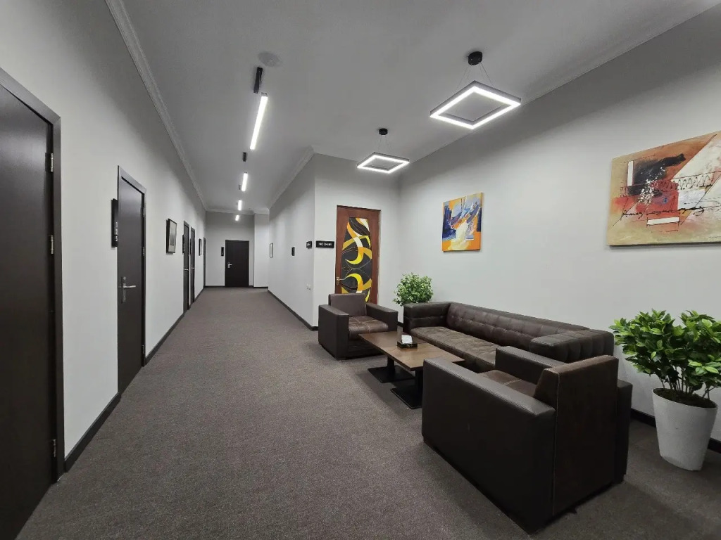 Cahan Hotel