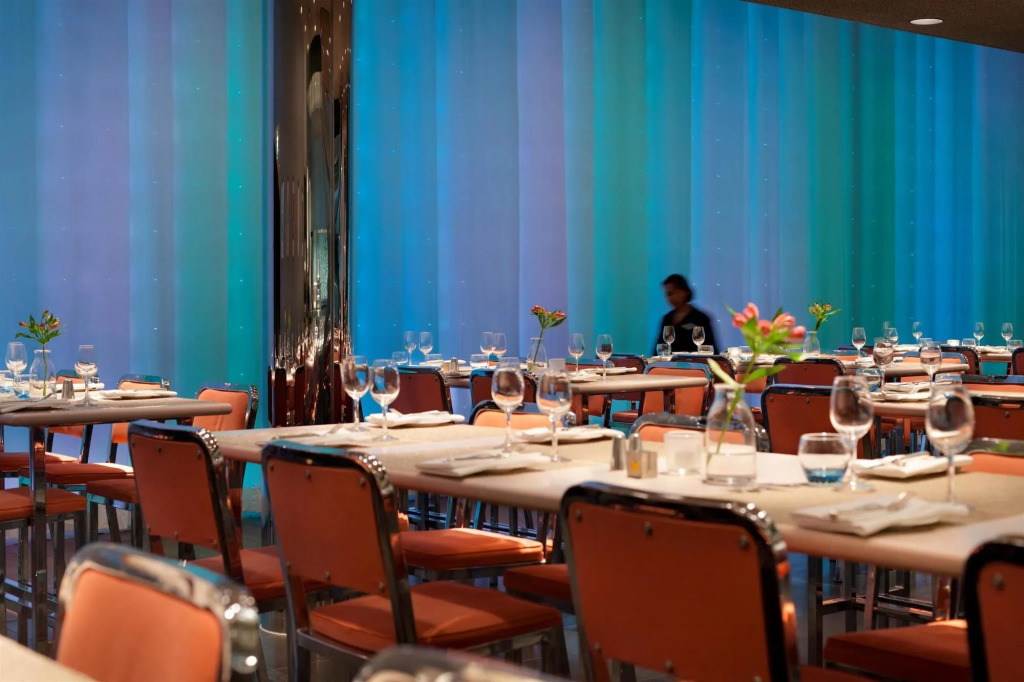 Отель Plaza Premium Grand Winston