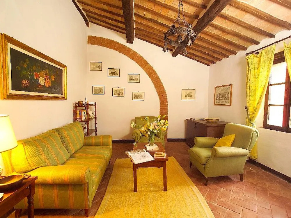 Modern Apartment in San Giusto Italy With Pool