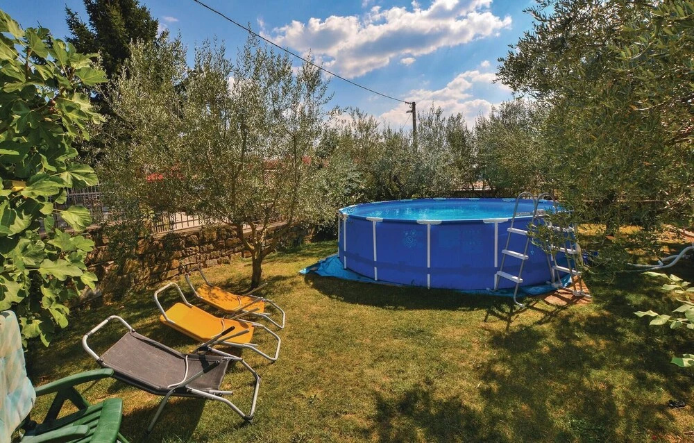 2 Bedroom Cozy Home In Smarje