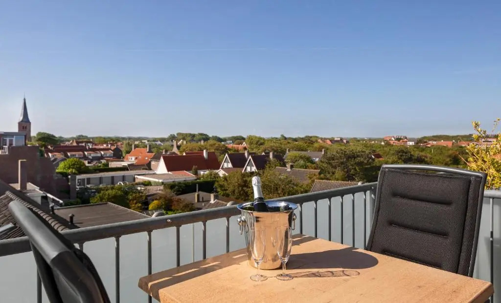 Strandhotel Domburg - Next Door