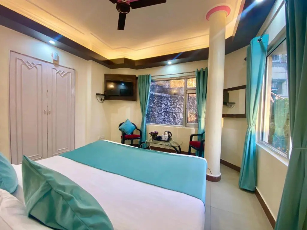 Riversun Hotel Mall Road