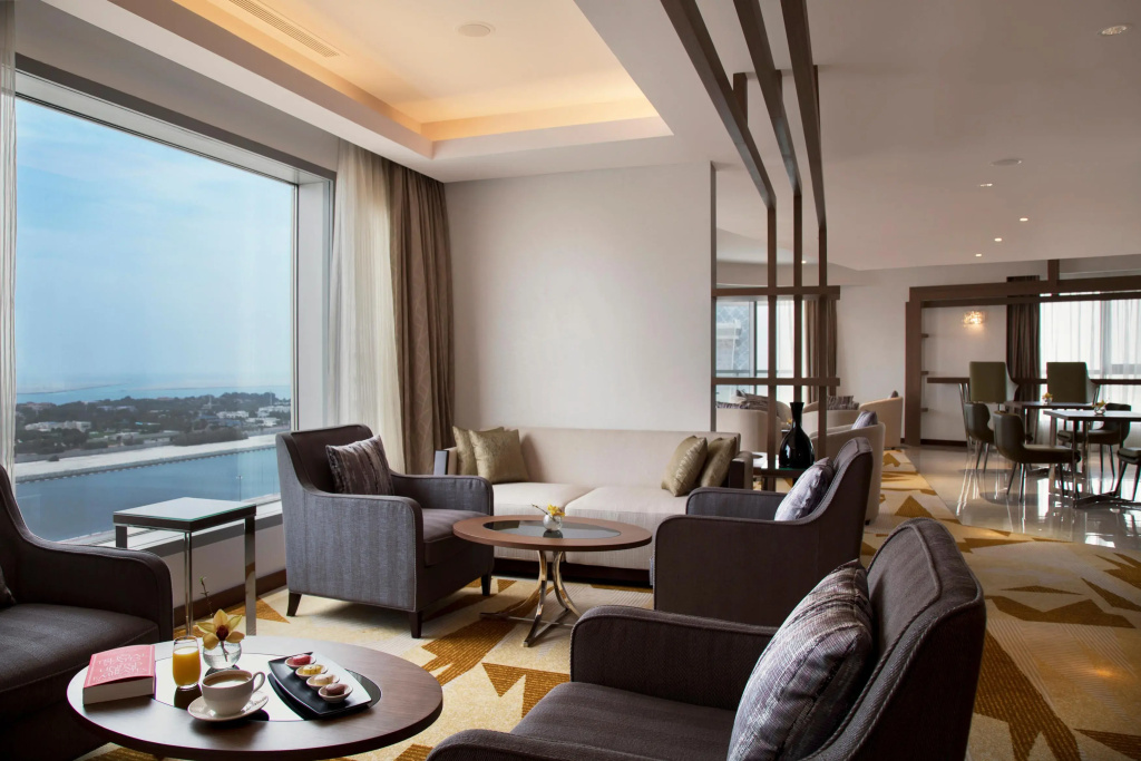 Pearl Rotana Capital Centre