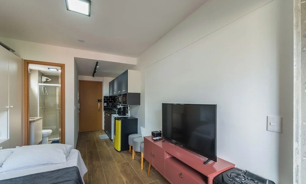 Units in Building With Swimming Pool in Barra-ssa - EUB