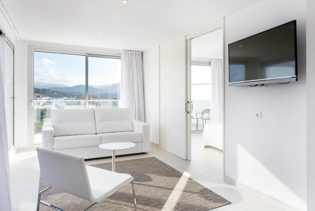 Reverence Life Hotel - Adults Only