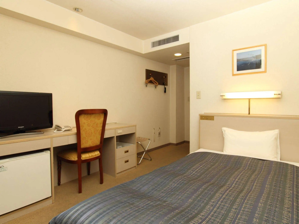 Suwa Lakeside Hotel