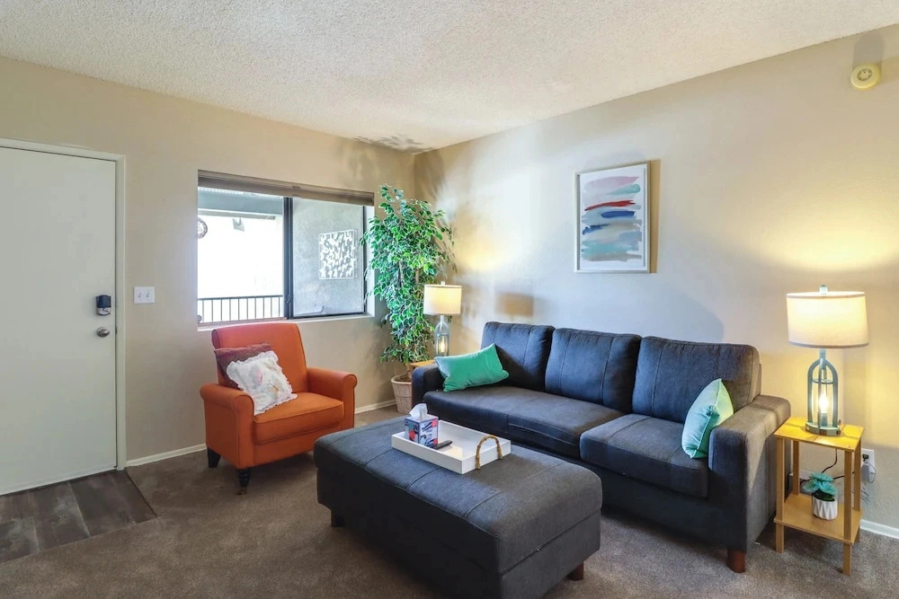 Hike, Swim & Shop: Tucson Condo w/ Balcony