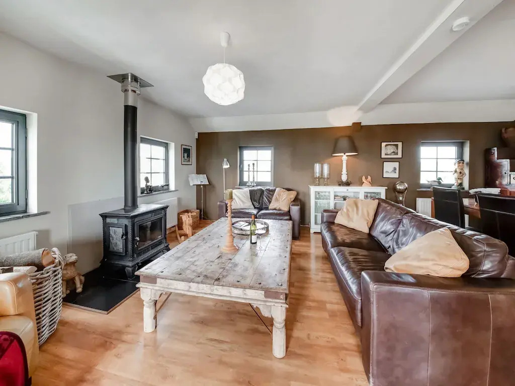 Comfortable and spacious apartment with cosy terrace and fabulous view