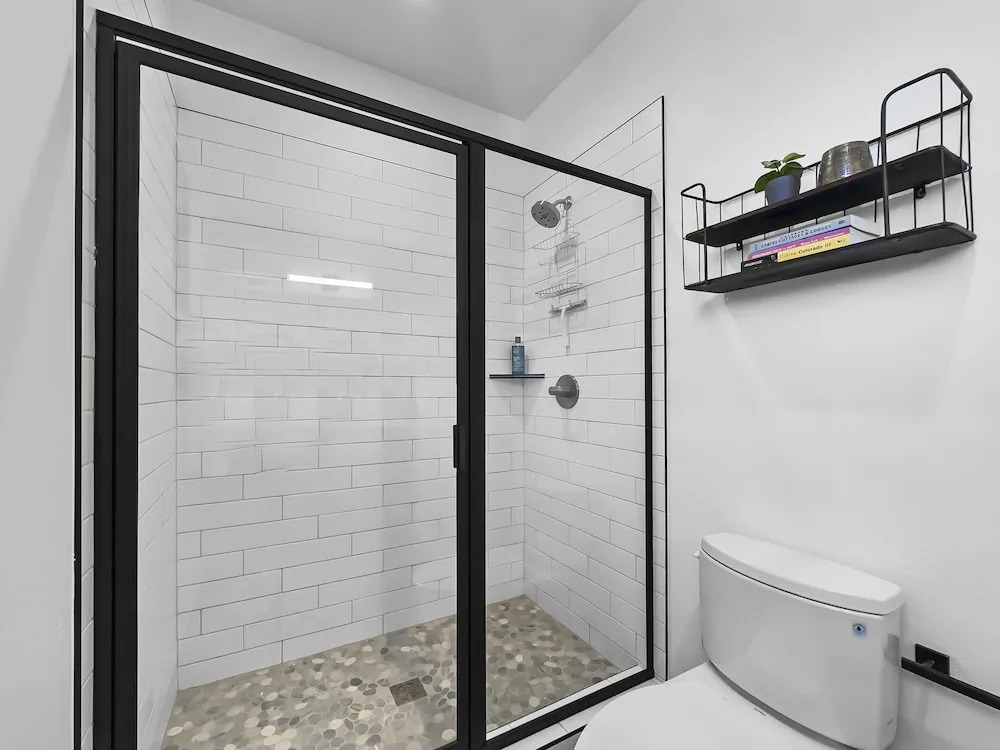 541 Center Circle 3br 3.5ba 3 Bedroom Townhouse by RedAwning