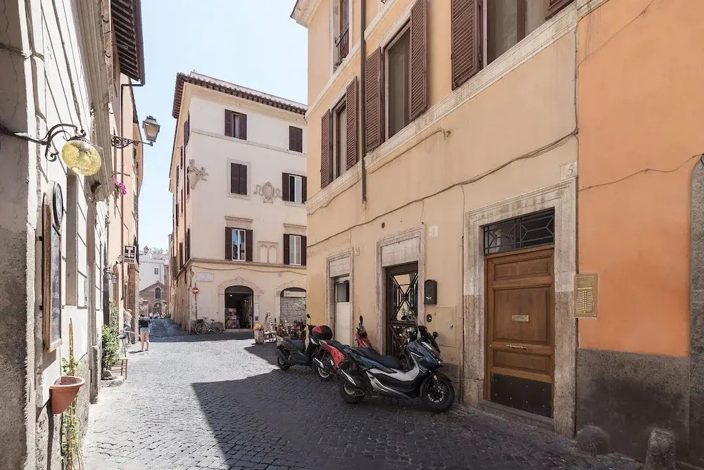 Luxurious Apartment Heart of Trastevere
