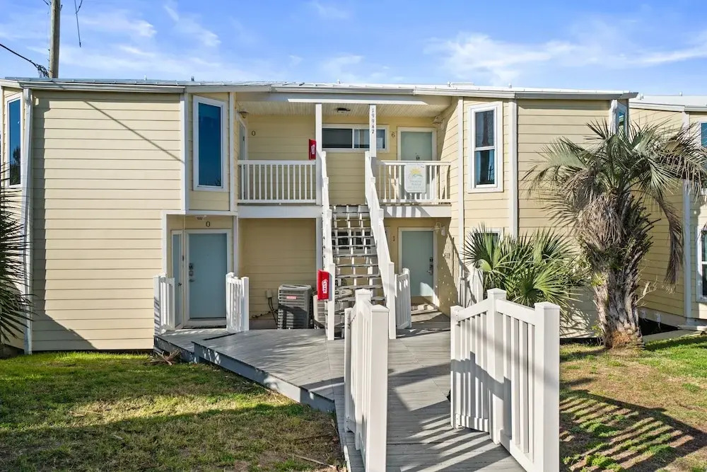 Harbur Arms by Panhandle Getaways