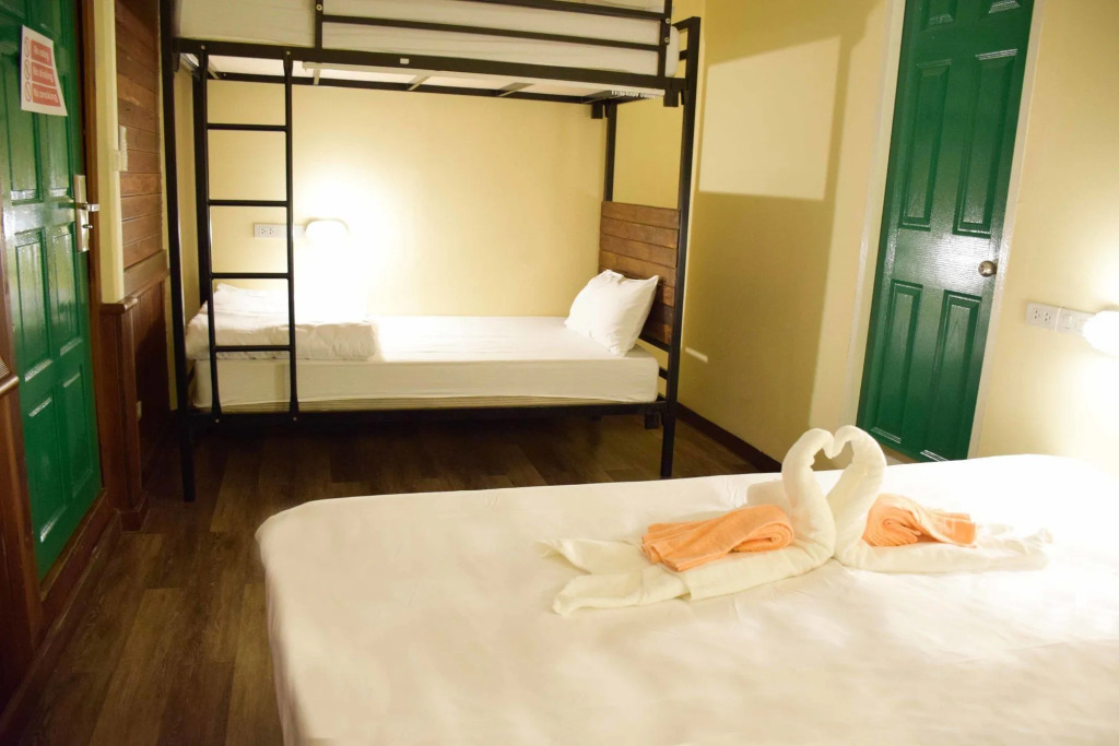 Matchanu River Hostel Bangkok