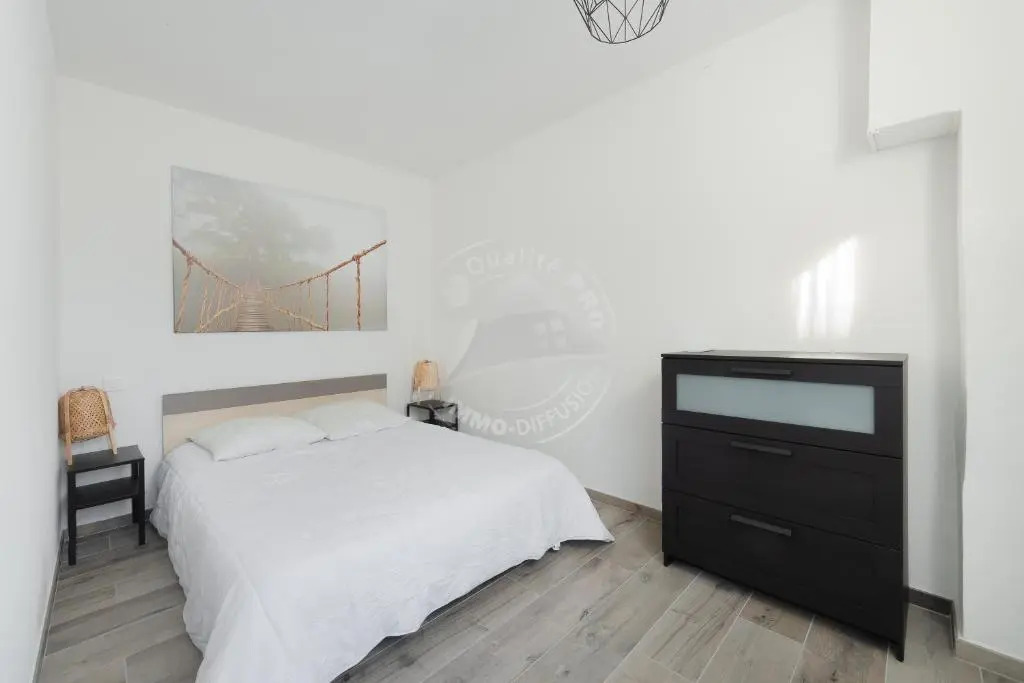 AS15280 - P3 face à la mer avec garage privé à 2 pas du Centre Ville