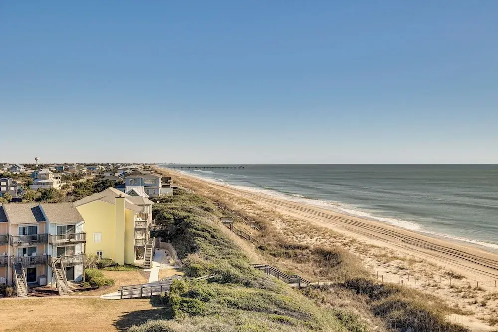 Walk to Beach: Emerald Isle Condo w/ Ocean View!