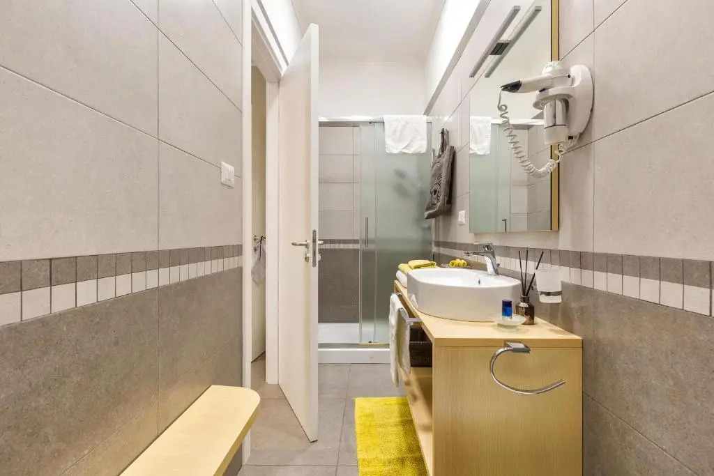 Albatro B&B
