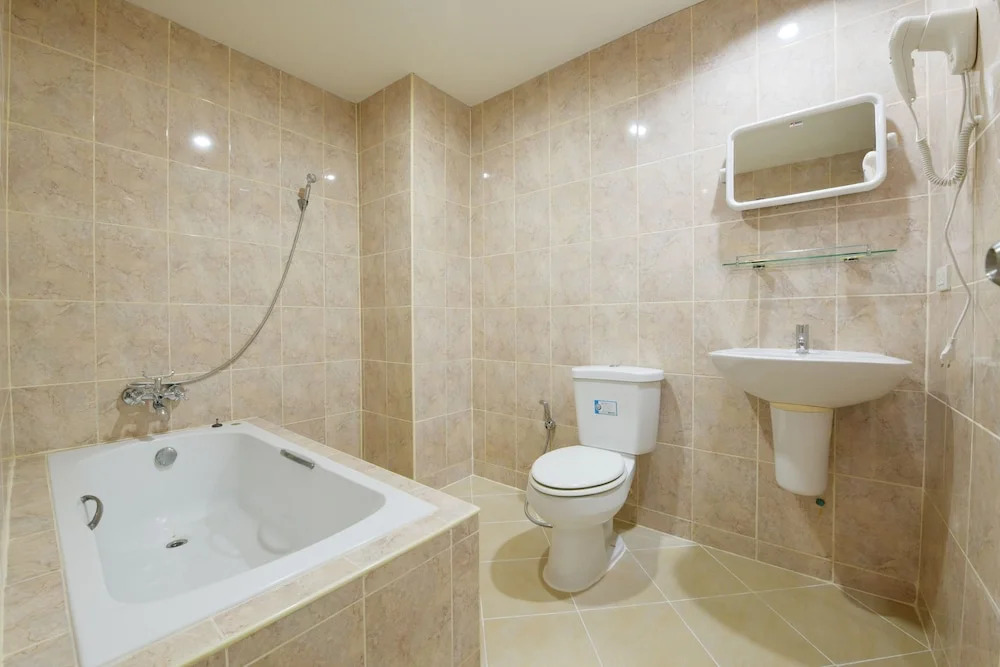 OYO 438 Home 24