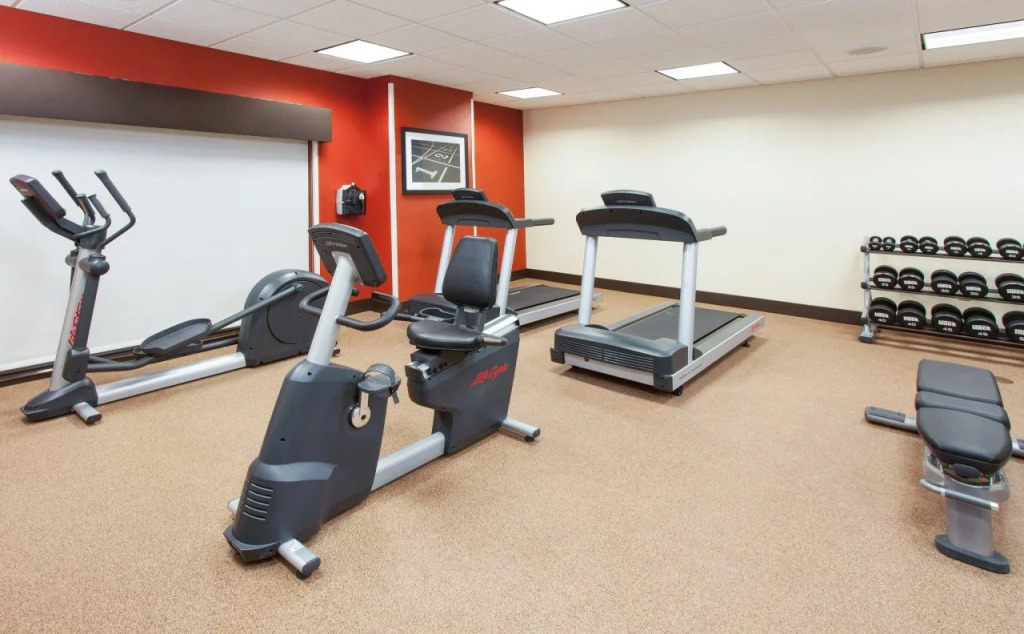Holiday Inn Express & Suites Sandusky by IHG