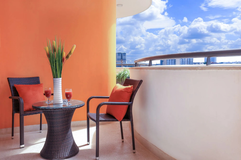 Kingfisher Nest Hotel Suites- Westlands, Near Sarit Center