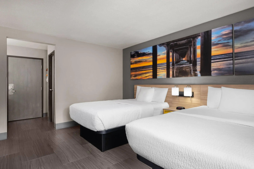 La Quinta Inn by Wyndham Milwaukee Airport / Oak Creek