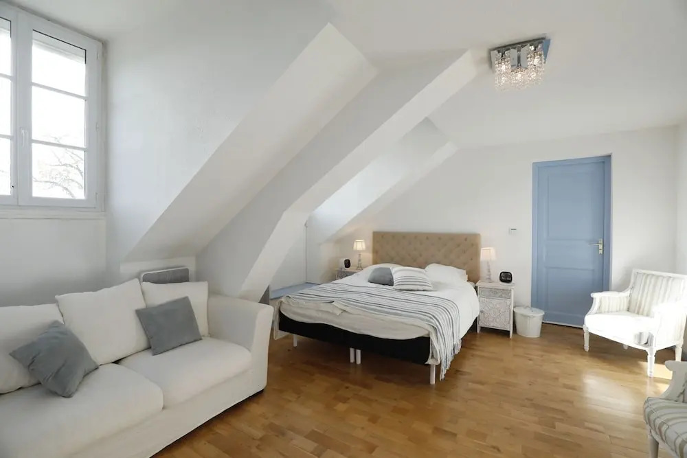 French Corréze Moulin Bleu