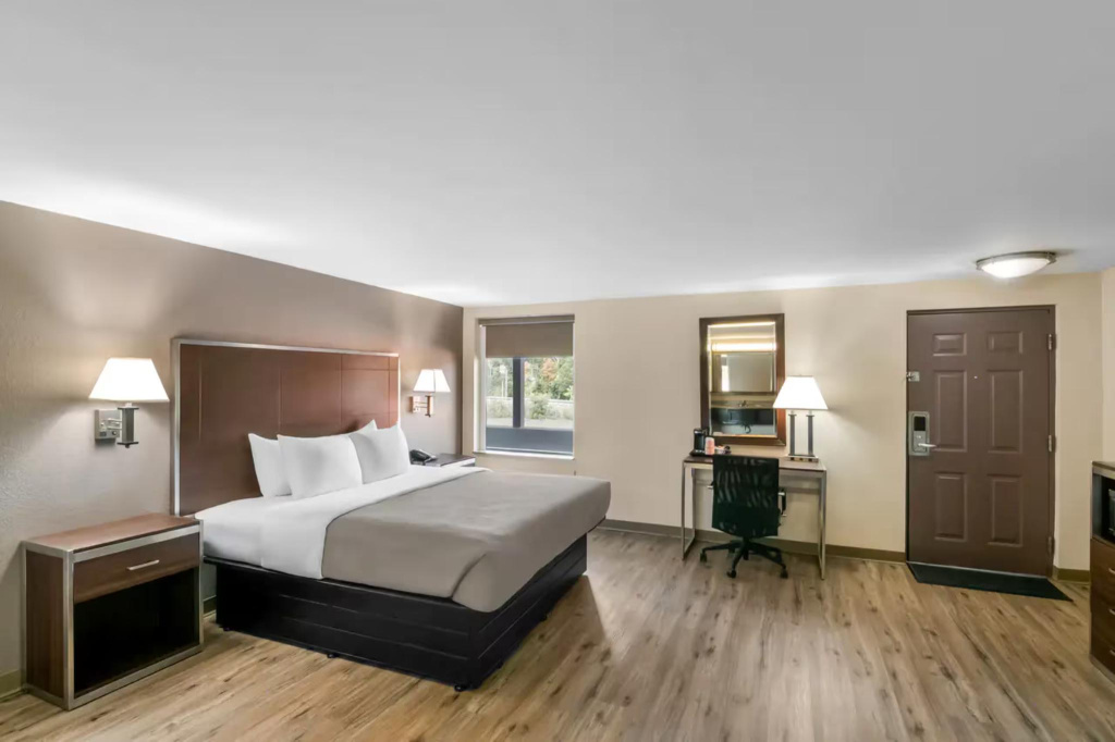 Quality Inn Waterbury East