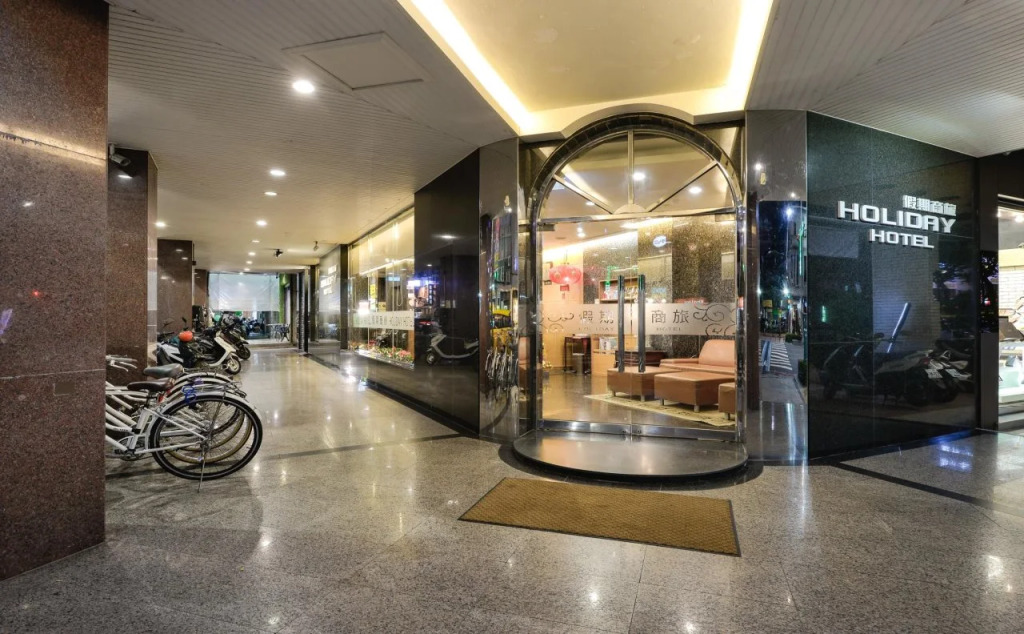 Kaja Hotel