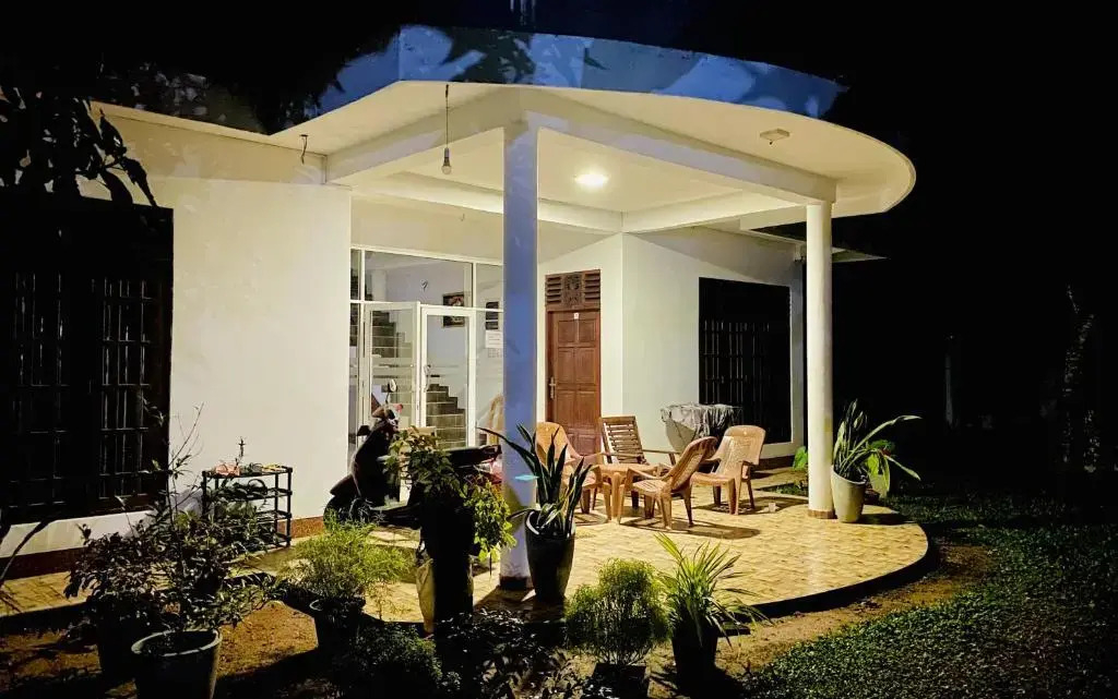 Sasmika Villa Surf and Yoga Hostel