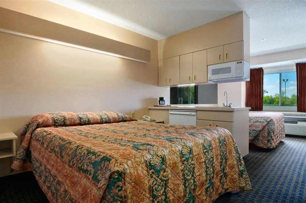 Regency Inn and Suites Atlanta / Lawrenceville GA